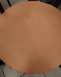 Table et 4 chaises. pas cher