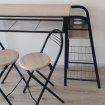 Annonce Table haute avec deux chaises (cuisine/bar)