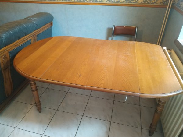 Table ovale chêne massif louis philippe