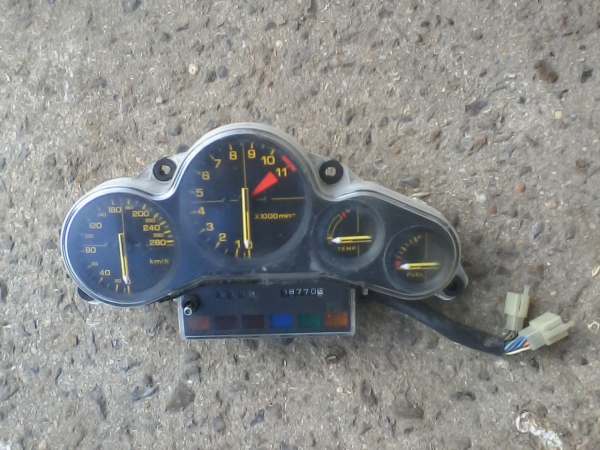 Vente Tableau de bord honda vf 1000 f2 1985
