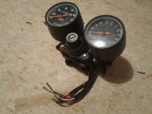 Vente Tableau de bord kawasaki 125 ke 1977