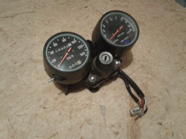 Tableau de bord kawasaki 125 ke 1977 pas cher