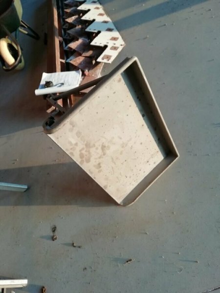 Tablettes coulissantes pour garde corps m&eacute;tallique pas cher