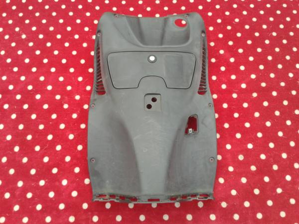 Tablier scooter suzuki 125 sixteen 2014