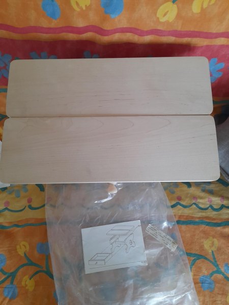 Annonce Tabouret de cirage &agrave; tiroir en bois