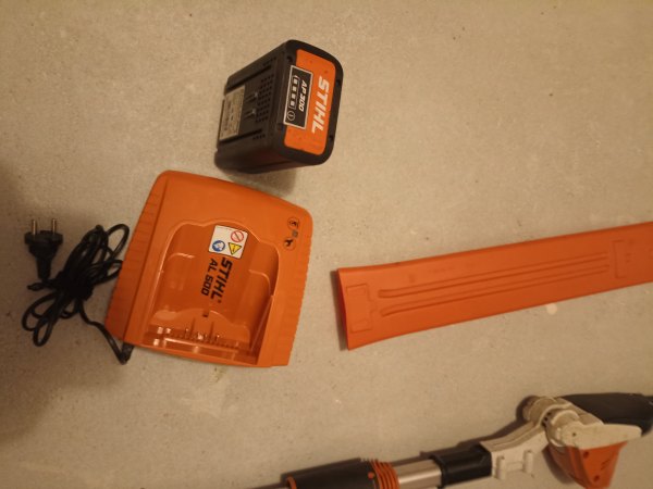 Taille haie sur perche stihl pas cher