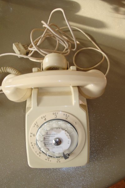 T&eacute;l&eacute;phone 1980 pas cher