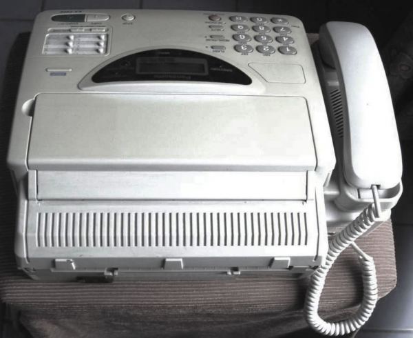 Annonce Téléphone/fax bi-voltage 110 et 220 panasonic