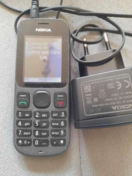 Téléphone portable nokia rm - 769 gris