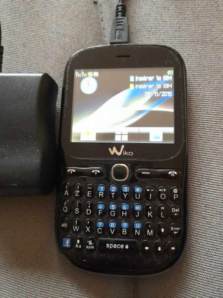 Téléphone portable wiko dolfy noir
