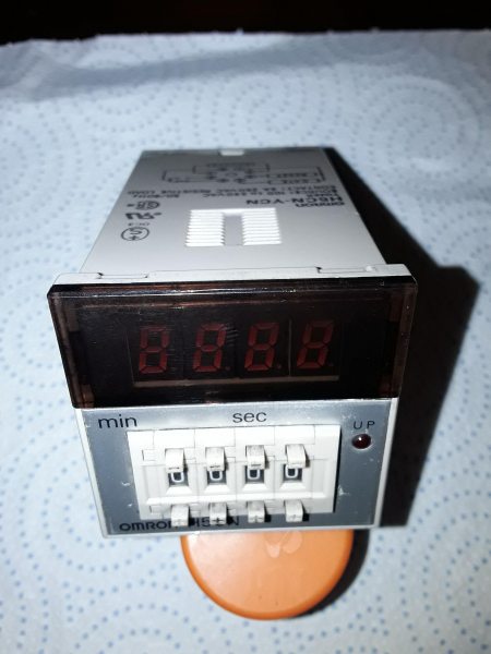 Temporisation omron  spdt led h5cn-ycn 100 / 240 v