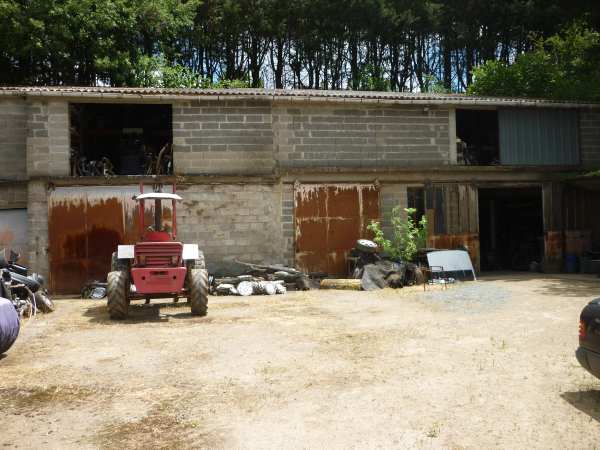 Terrain plus b&acirc;timent