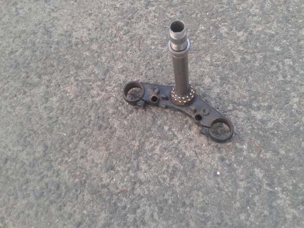 Vente Tés de fourche inférieur honda 600 hornet 2004