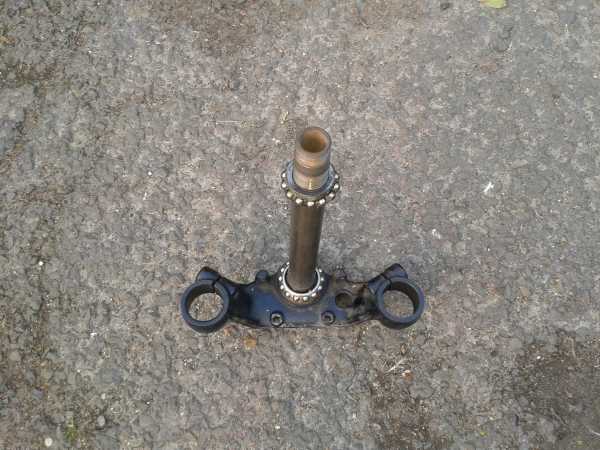 Vente T&eacute;s inf&eacute;rieur honda 750 vfc 1983