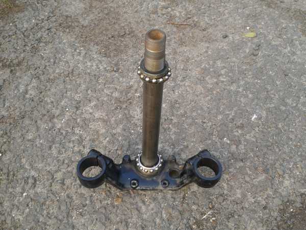 T&eacute;s inf&eacute;rieur honda 750 vfc 1983 pas cher