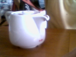 Théière blanche marqué thé gallay