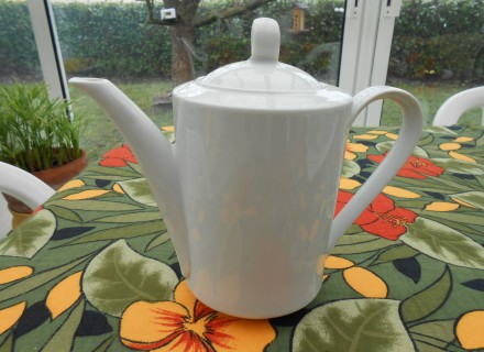 Cafeti&egrave;re porcelaineionia