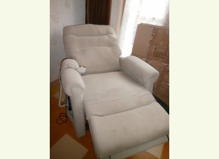 Fauteuil &eacute;lec releveur