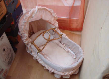 Panier pour poup&eacute;e