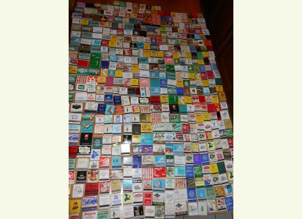 438 pochettes et boites a