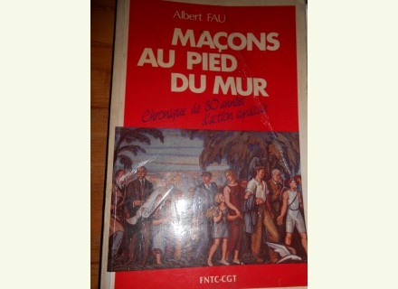 Maçons au pied du mur