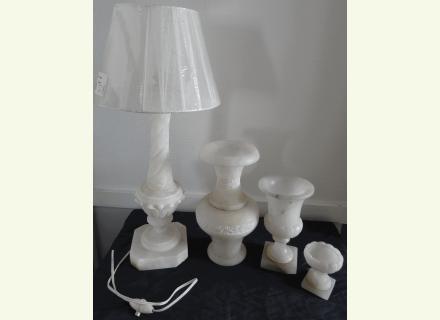 Lot vases lampe alb&acirc;tre