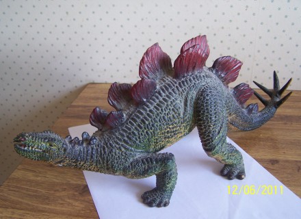 Figurine stegosaurus