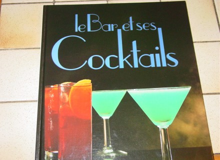 Le bar et ses cocktails