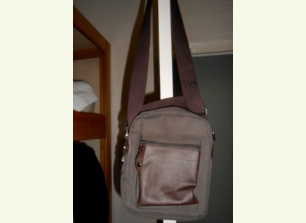 Sac besace marron
