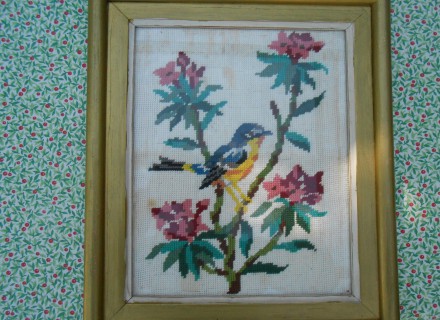 Canevas oiseau sur fleurs