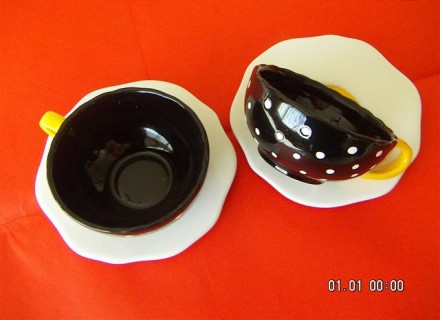Tasses et soucoupes