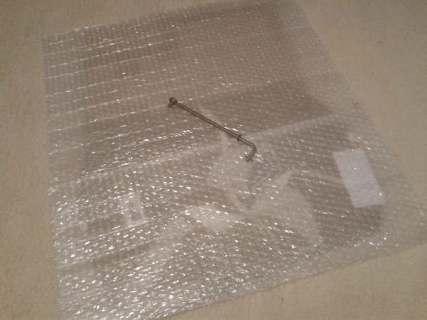 Annonce Tige de levage de réservoir honda 1000 cbr 1993