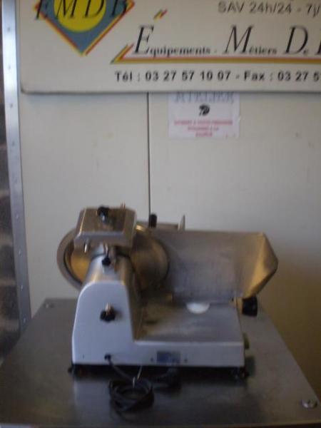 Annonce Trancheuse lame &Oslash; 300 230 volts emdb