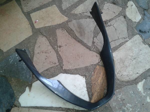 Vente Triangle car&eacute;nage kawasaki zx6r 1999