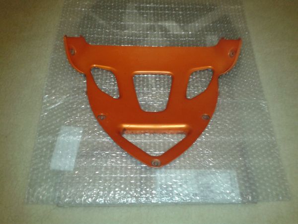 Triangle  car&eacute;nage yamaha 600 yzf thundercat 2000