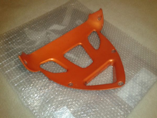 Triangle  car&eacute;nage yamaha 600 yzf thundercat 2000 pas cher