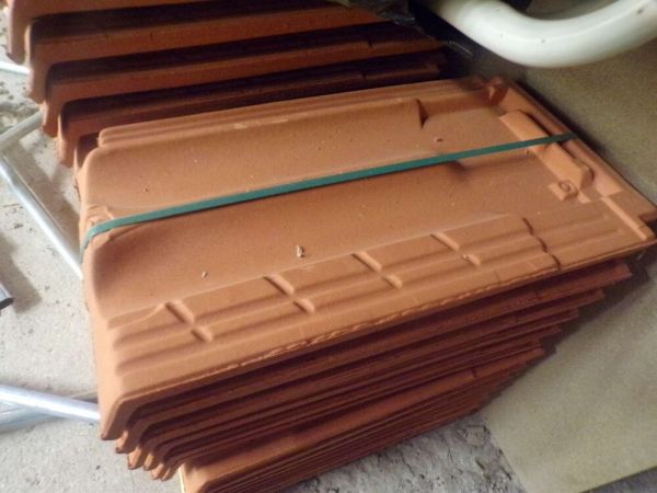 Tuile de marseille mod&egrave;le universel