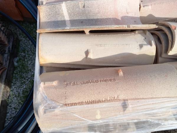 Tuiles canal &agrave; talon