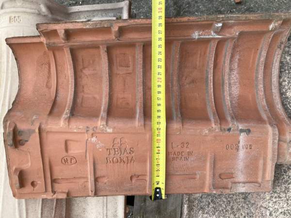 Tuiles teras borja stri&eacute;es neuves pas cher