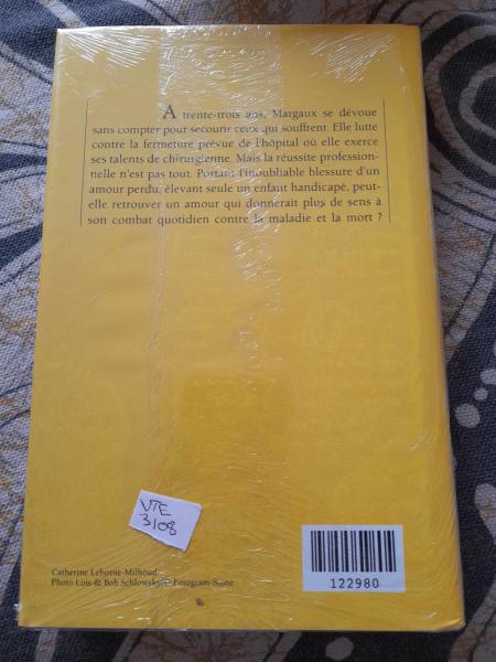 Vente Une femme en blanc de janine boissard