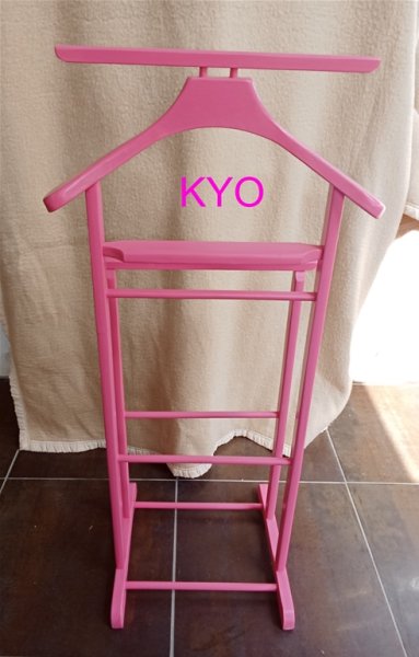 Annonce Valet de chambre-nuit bois rose porte-habit cintre