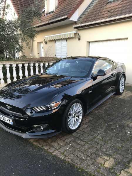 Annonce Vend ford mustang v8