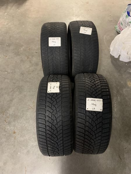 Vente de 2 pneus hiver occasion