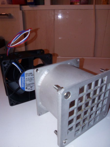 Vente Ventilateur axial ebm-papst 24 v c.c., tres puissa