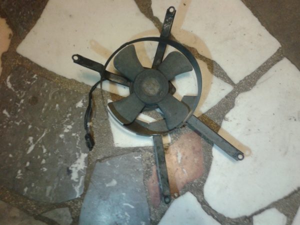 Annonce Ventilateur kawasaki 750 zxr 1996