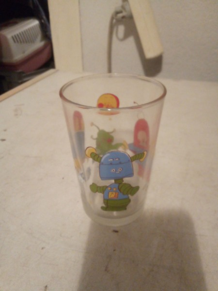 Verre a moutarde robot fus&eacute;e