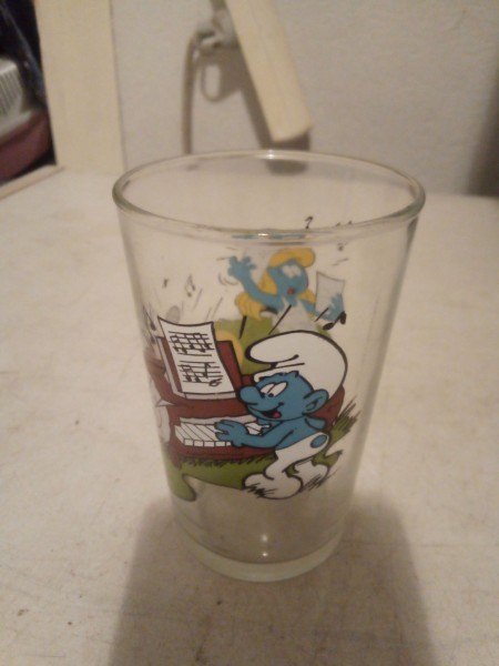 Verre a moutarde schtroumpf