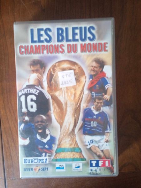 Vhs " les bleus champions du monde "