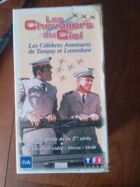 Vhs "les chevaliers du ciel "