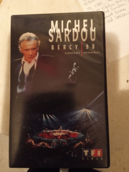 Vhs "michel sardou"